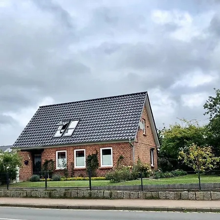 Vor Den Toren Luebecks *